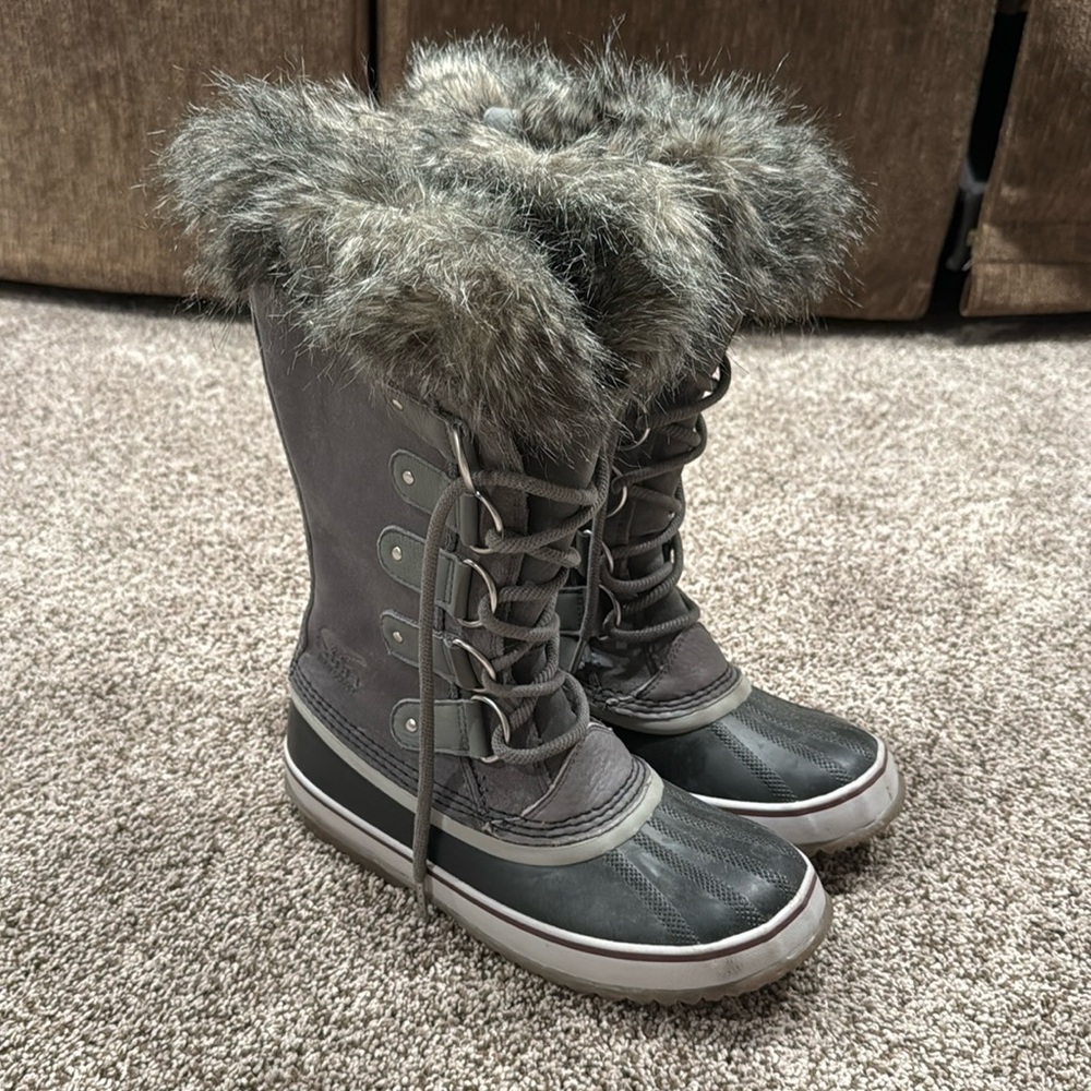 JOAN OF ARCTIC™ WOMEN'S WATERPROOF BOOT, sz 9